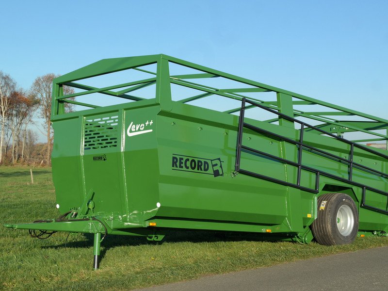 Cattle trailer