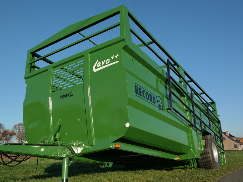 Cattle trailer