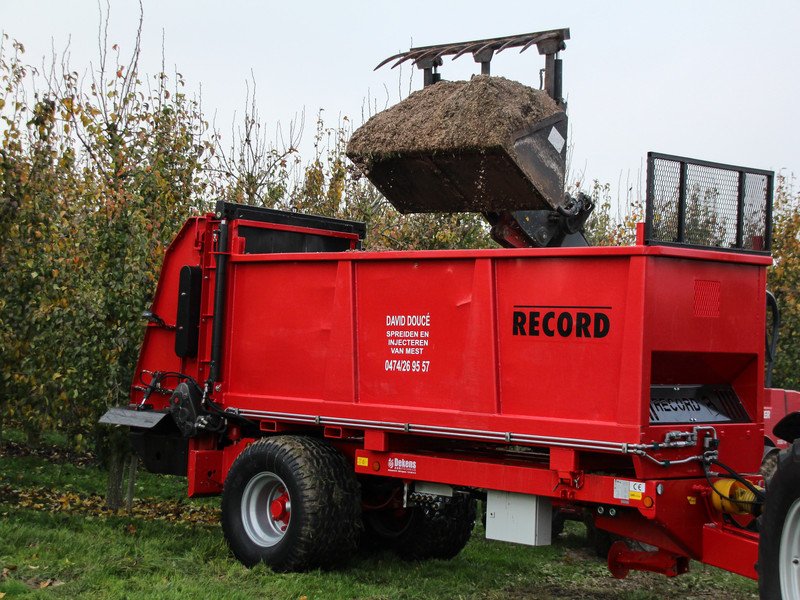 Universeel chassis met opbouwdelen