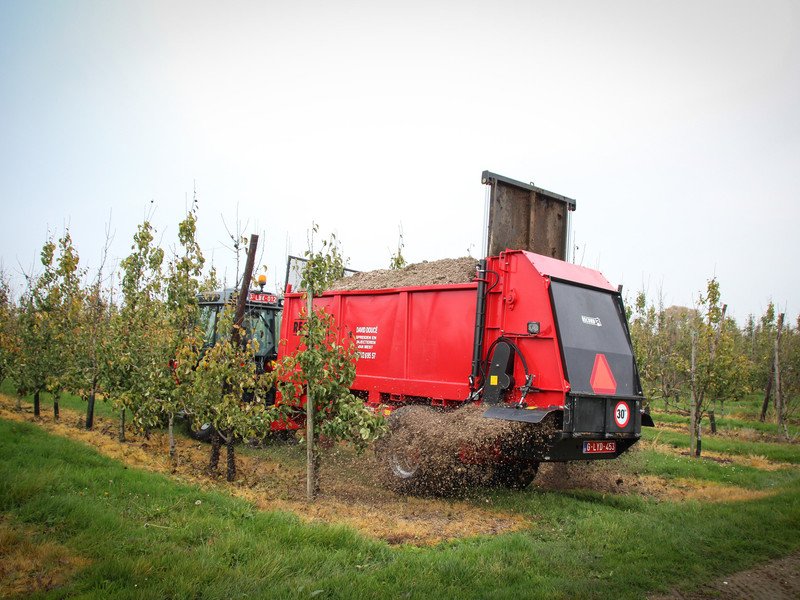 Universeel chassis met opbouwdelen