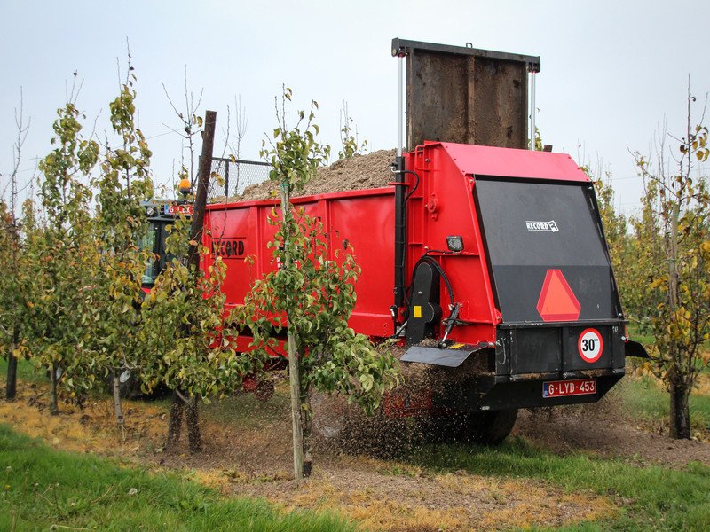 Universeel chassis met opbouwdelen