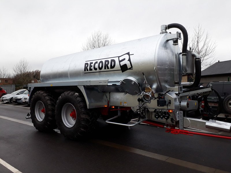 Slurry tanker