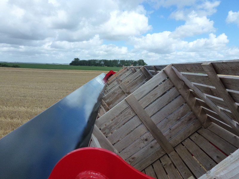 Remorque recolteuse de legumes