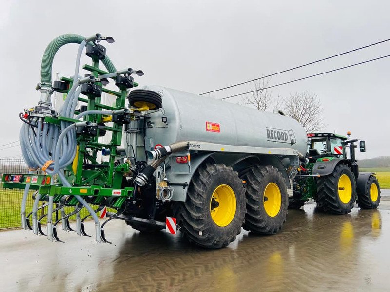 Slurry tanker