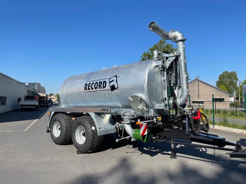 Slurry tanker