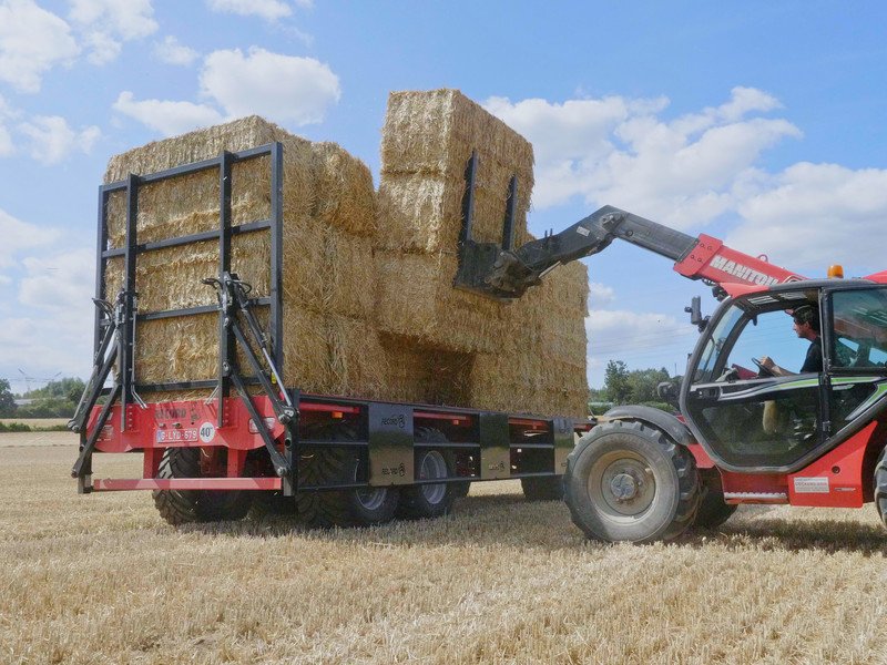 Bale trailers