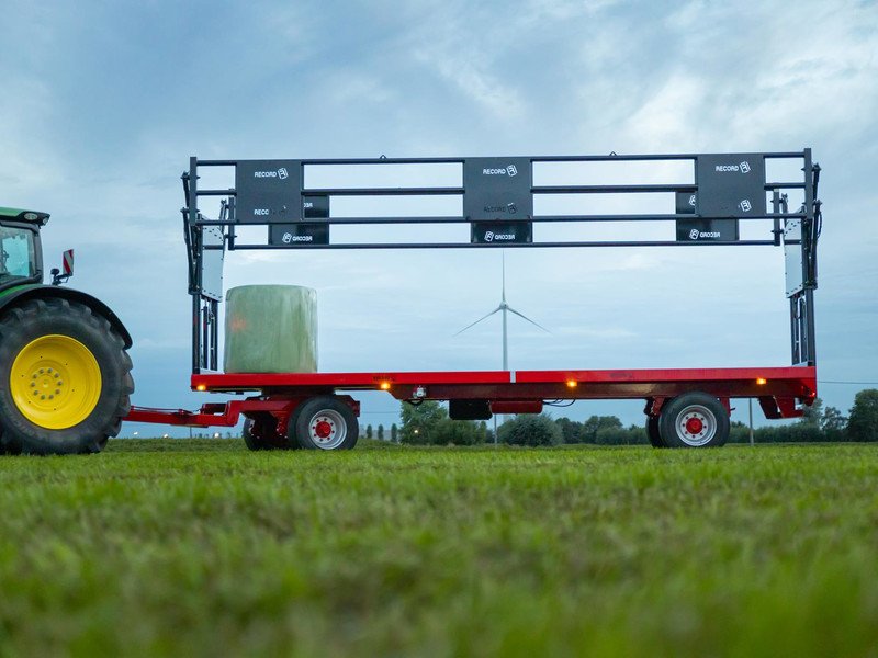 Bale trailers