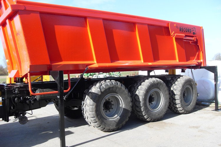 Detachable trailers