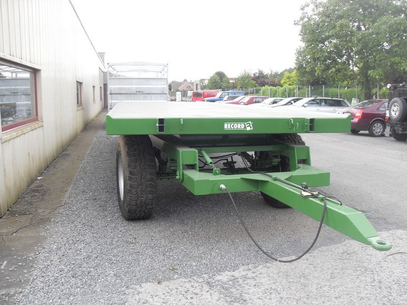 Bale trailers