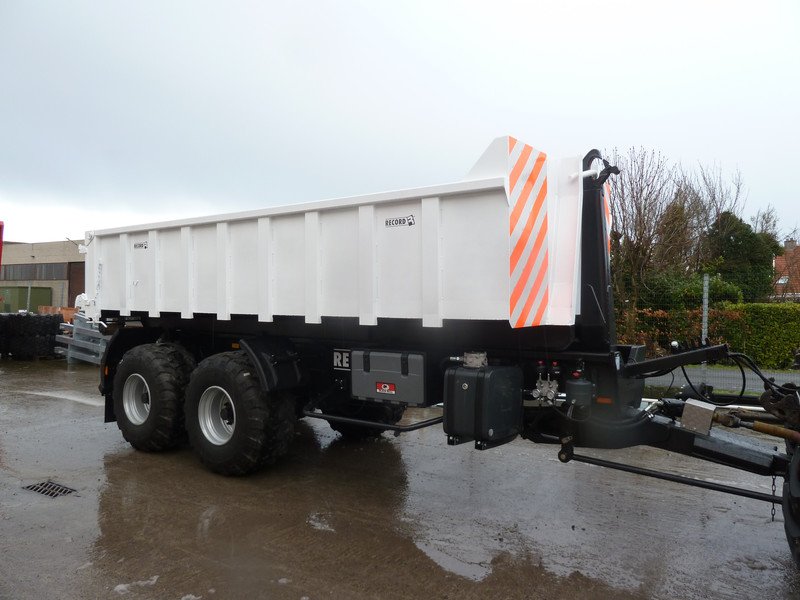 Hook lift trailer