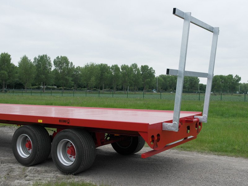 Bale trailers