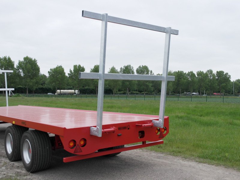 Bale trailers